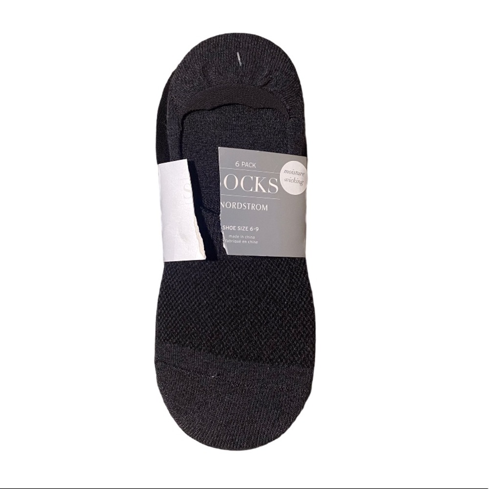 Nordstrom 6-pack no show socks size:6-9